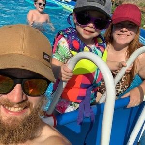 Meet your Posher, Brett